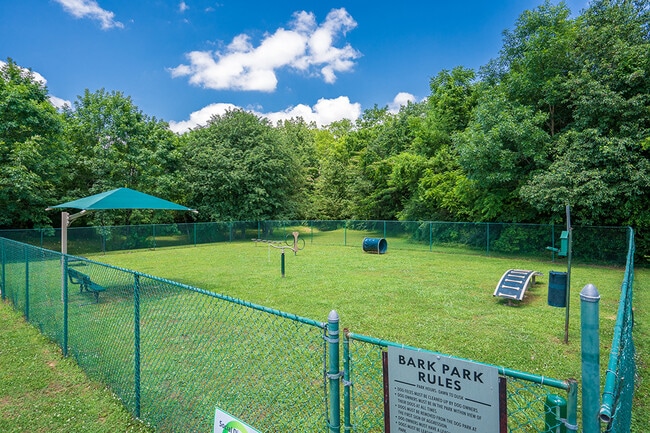 Villas at Oak Crest