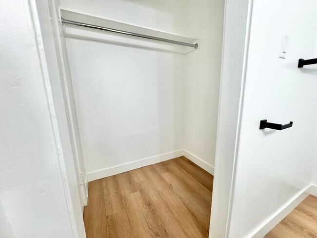 Photo - 1110 S Lake St Unit 103A