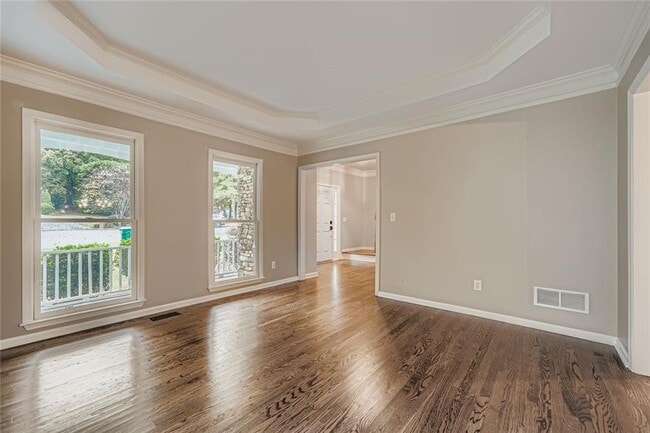 Photo - 5155 Courton St