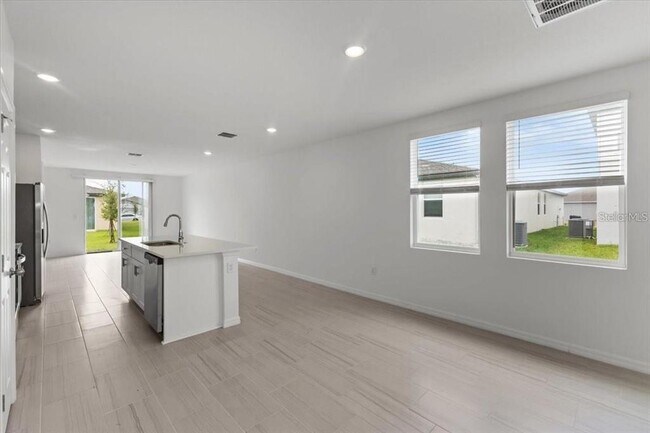 Photo - 3552 Broadwing Blvd