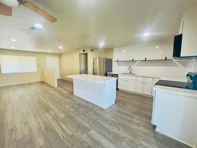 Photo - 4016 E Eugie Ave