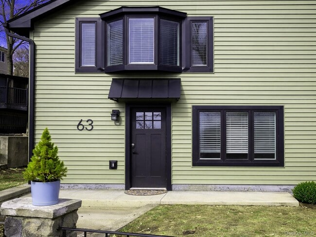 Building Photo - 63 Lake Trail