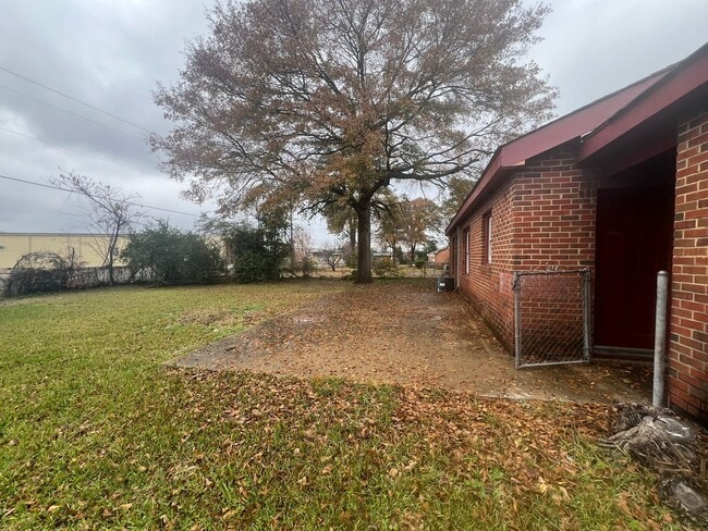 Photo - 1024 42nd Ave