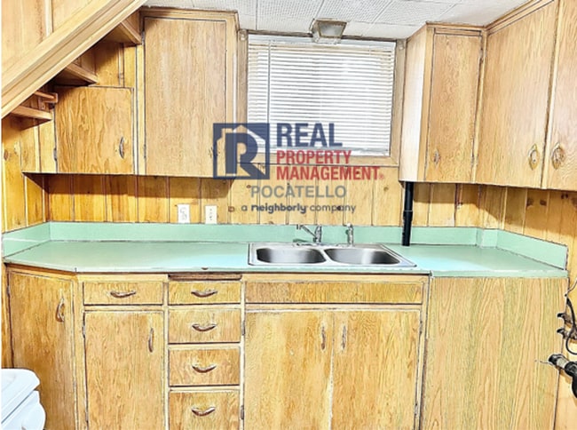 Photo - 651-655 W Lander Unit 252 N Grant Ave