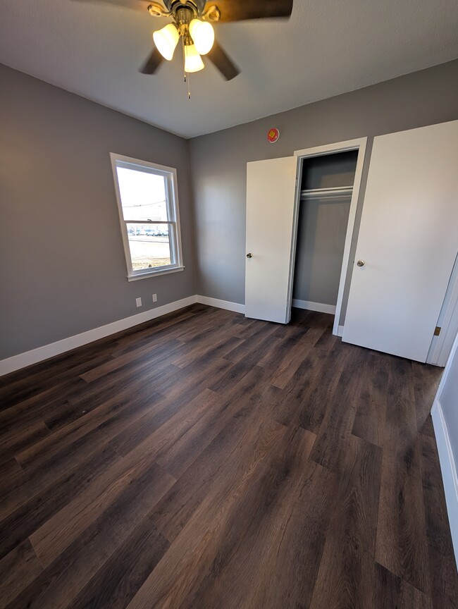 Photo - 621 SW Oakley Ave