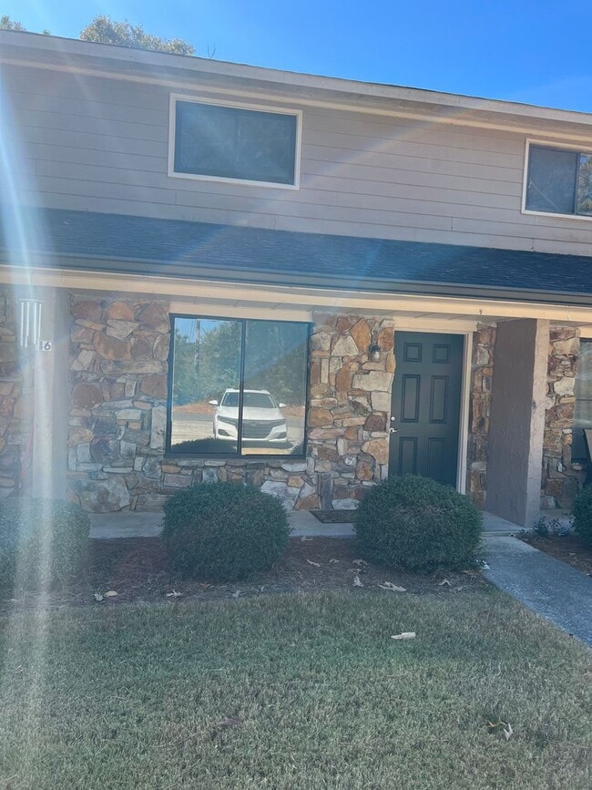 Building Photo - 46 Allen Dr Unit Apt # 9