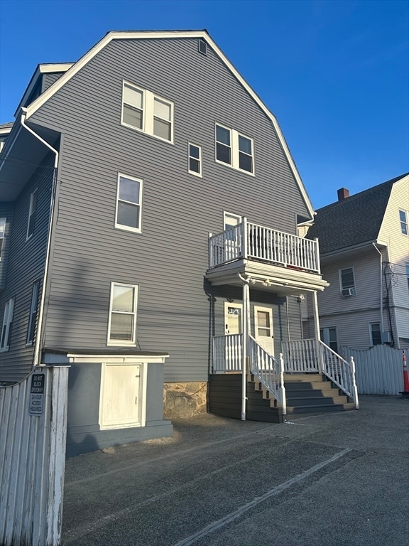 Building Photo - 160 Washington St Unit #4