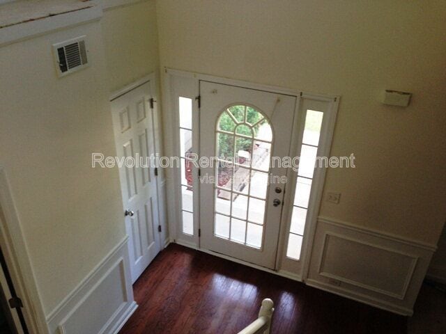 Photo - 380 Othello Dr