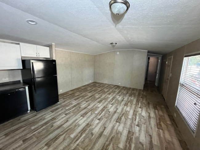 Photo - 291 Private Rd 6420