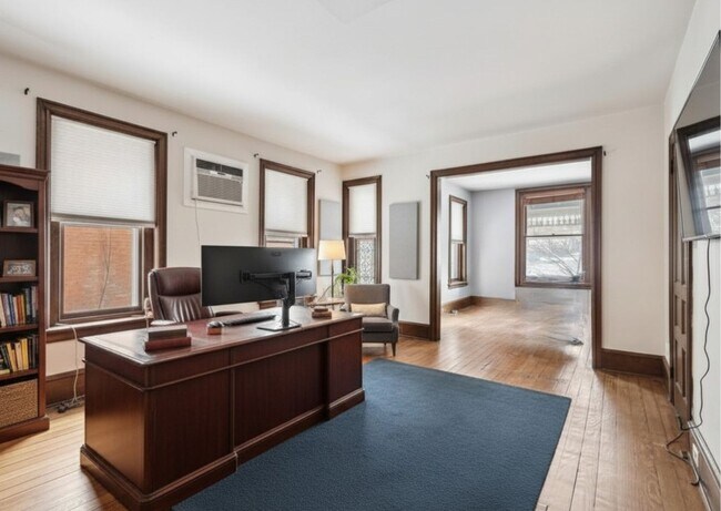 Photo - 157 Washington Ave Unit 1