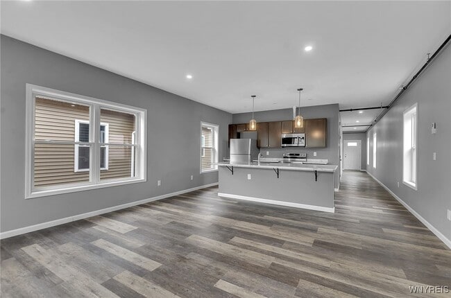 Photo - 140 Seymour St