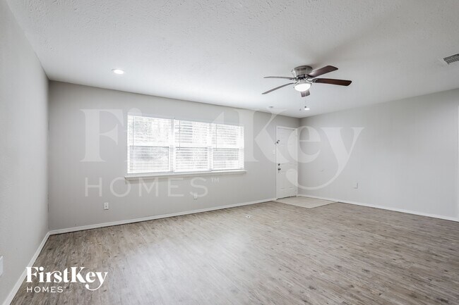 Photo - 3607 Dawnwood Dr