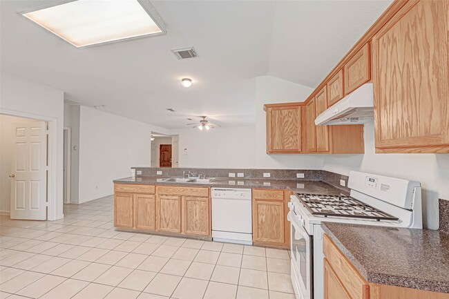 Photo - 5815 Plantation Crest Dr