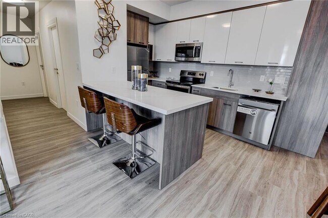 Photo - 49 Walnut St S Unit 1408