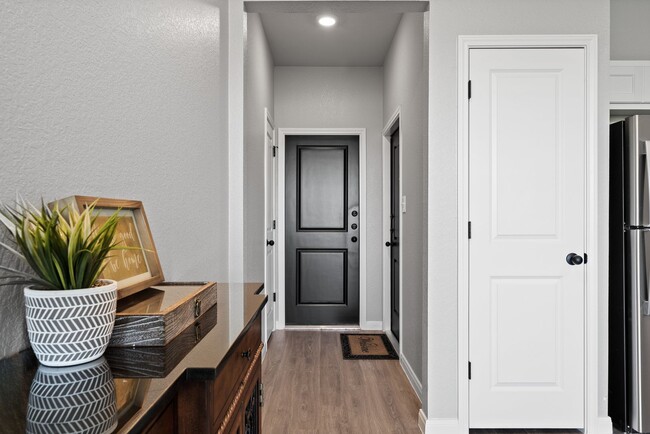 Building Photo - 746 Meiomi Dr Unit 746 Meiomi Dr Rental