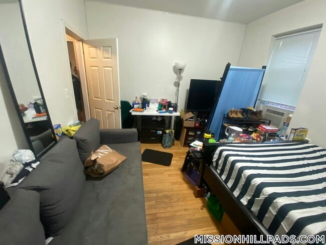 Photo - 1460 Tremont St Unidad 4