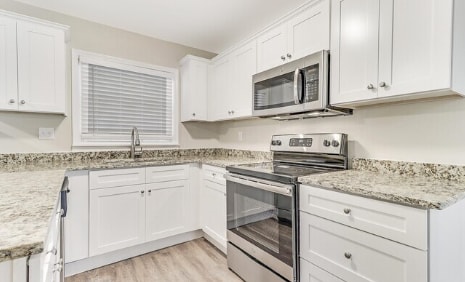 Photo - 245 Bromack Dr SE