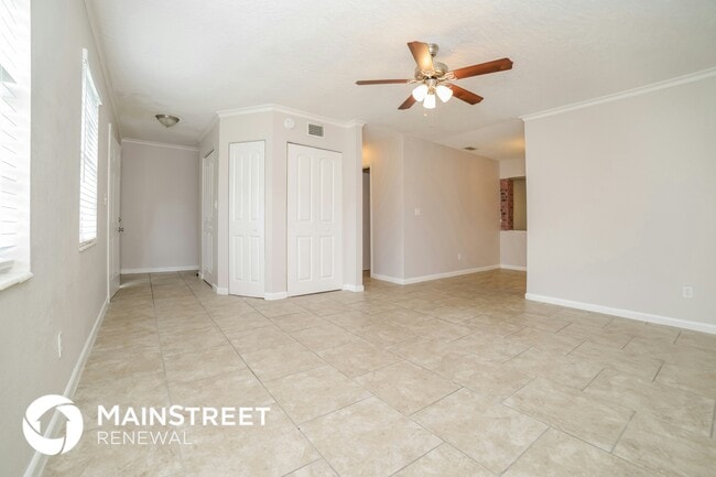 Photo - 529 Edward Rd