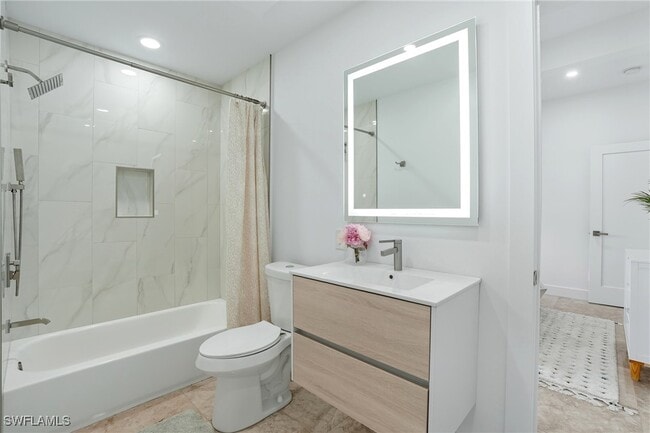 Building Photo - 5122 Starfish Ave