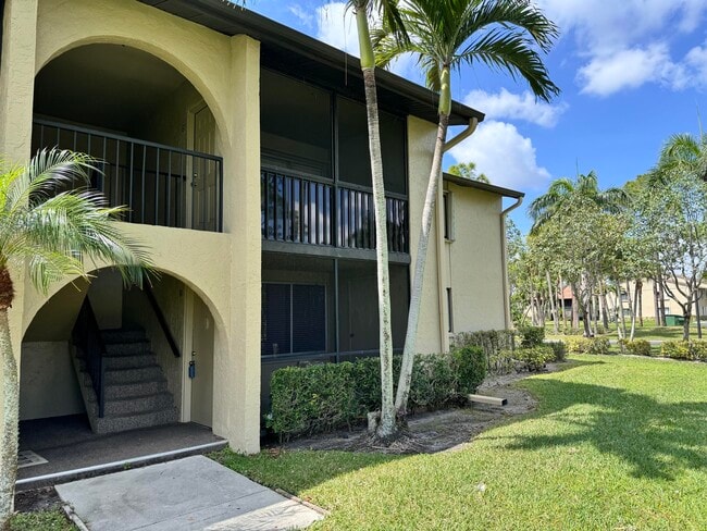 Photo - 539 Shady Pine Way Unit B1