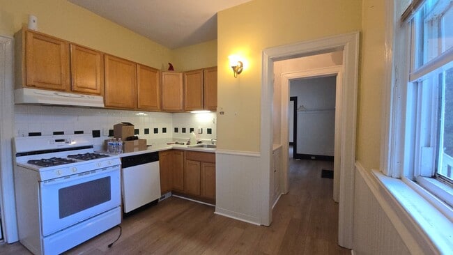Building Photo - 2594 N Murray Ave Unit 1