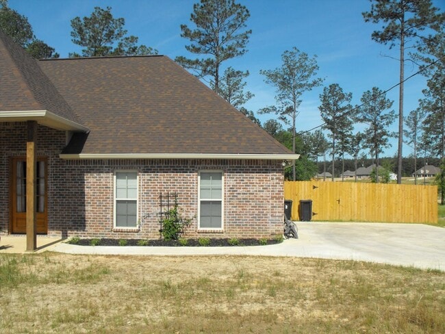 Photo - 147 Smithbrook Rd