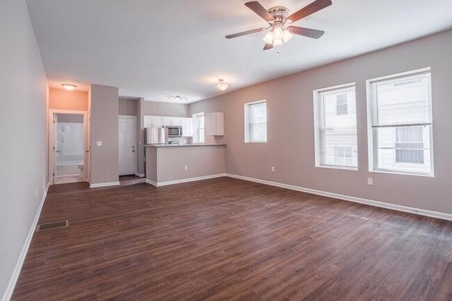 Photo - 1931 Delaware Ave Unit 2