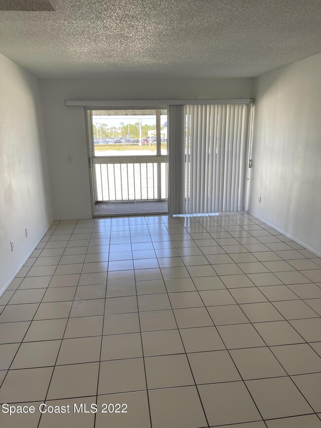 Photo - 969 Sonesta Ave NE Unit 205
