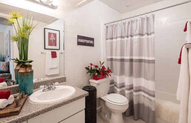 Valley Creek Apartments