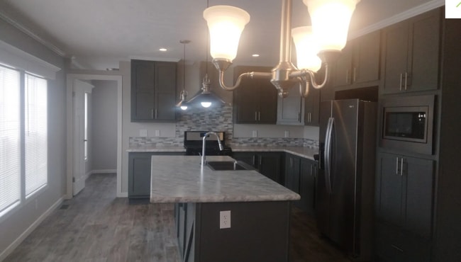 Building Photo - 37269 Burrstone Ln