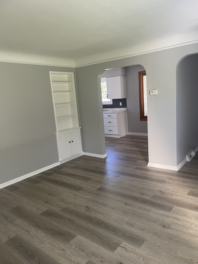 Photo - 2850 Northglen Dr