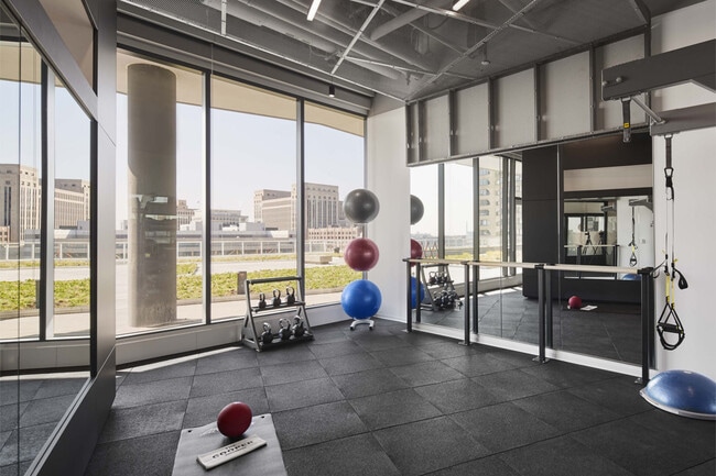 Photo - 611 S Wells St Unit 1208