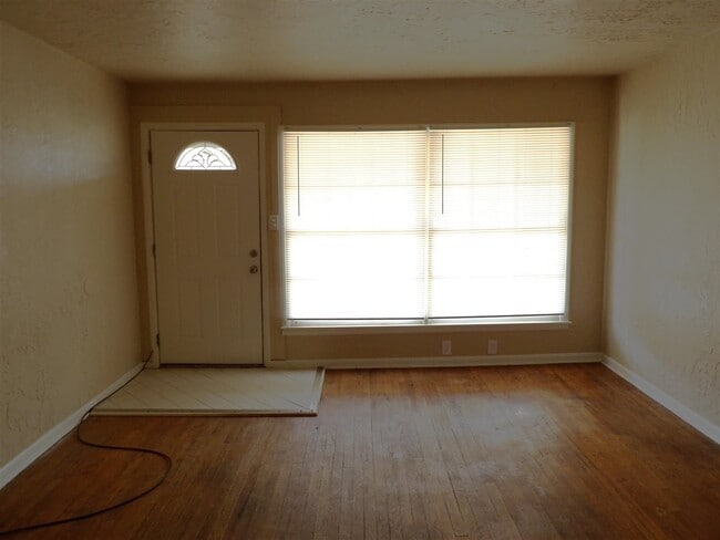 Photo - 2511 NW 14th St