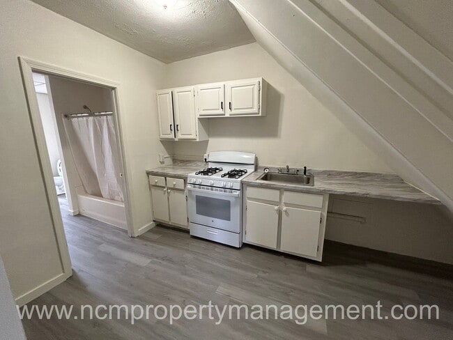 Photo - 28 Garnet St Unit 2L