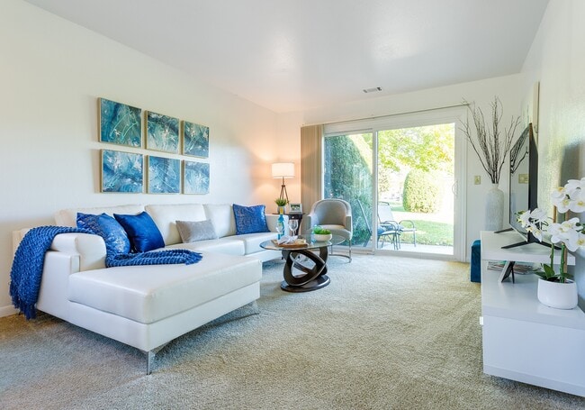 Waters Landing Apartments