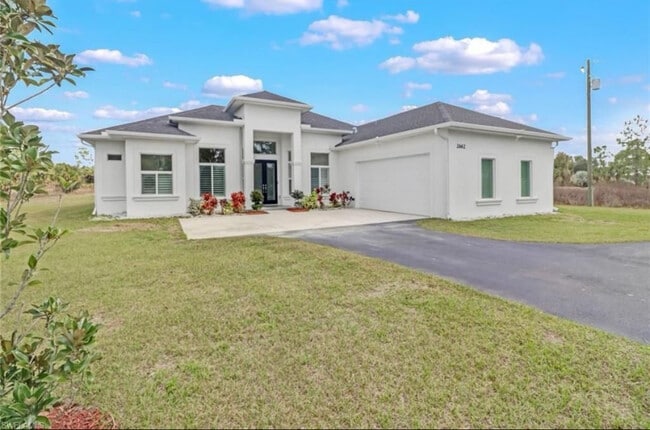 Photo - 2662 2nd St NW