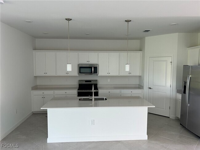 Photo - 20567 Copperhead Dr
