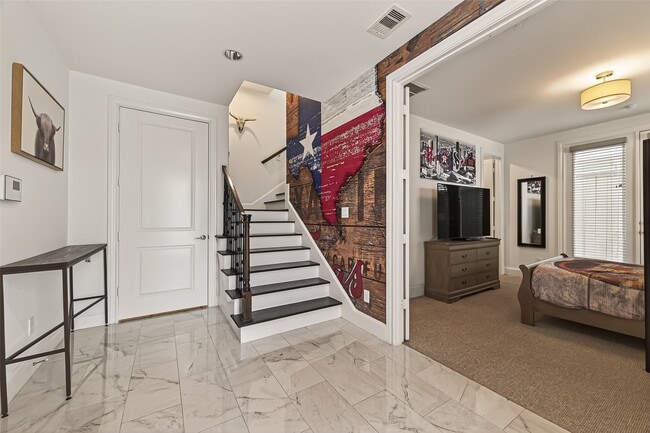 Photo - 2506 McKinney St