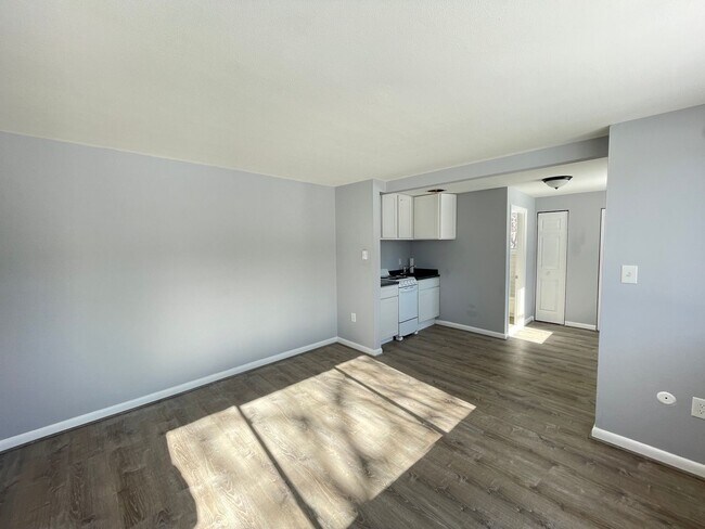 183 Loudon Rd Unit 1