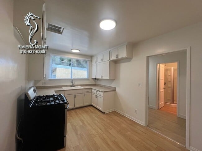 Photo - 3 BEd 1.75 Bath House in South Redondo Beach.