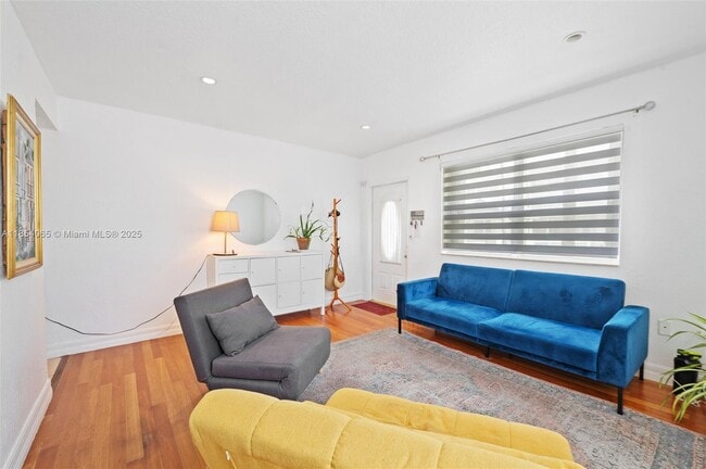 Photo - 1701 N Treasure Dr