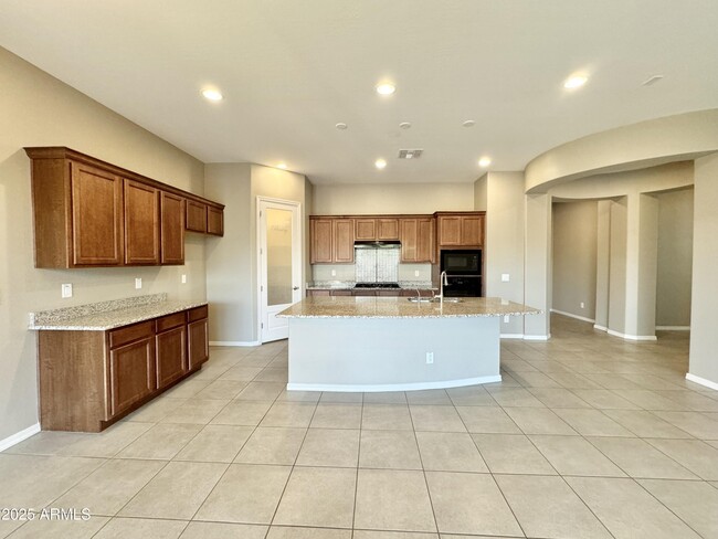 Photo - 2575 S Quaintance St