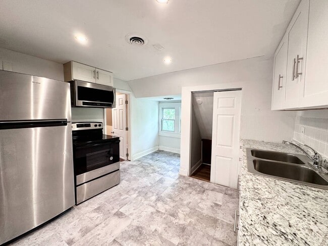Photo - 199 New Scotland Ave