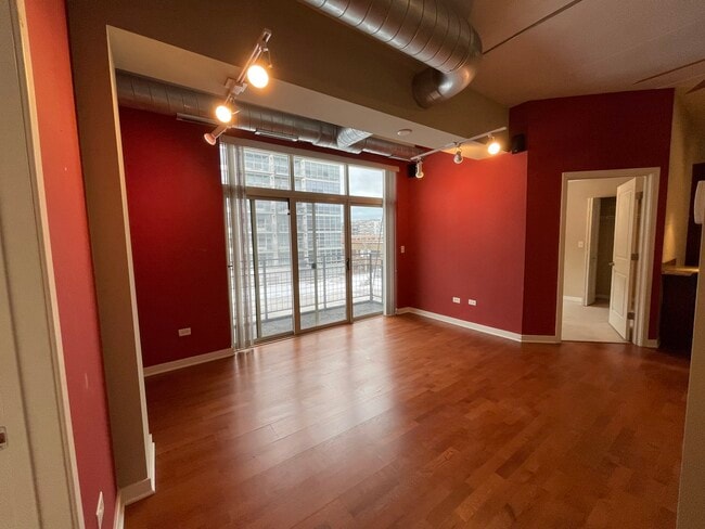 Photo - 1228 W Monroe St