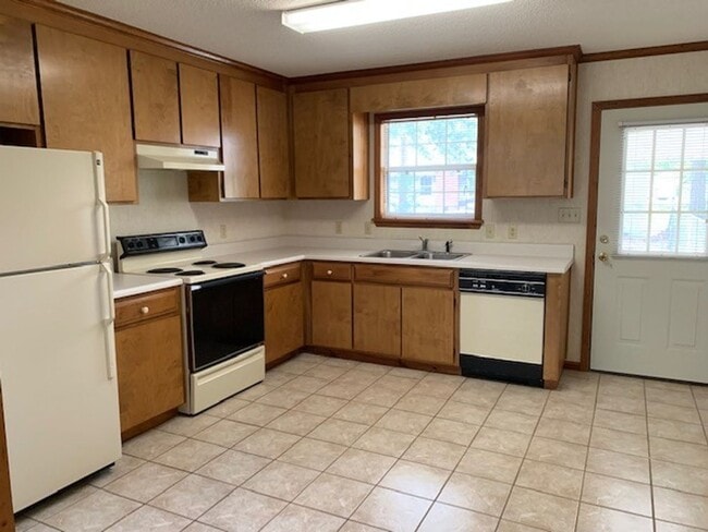 Photo - 2312 Pineview Dr Unidad A