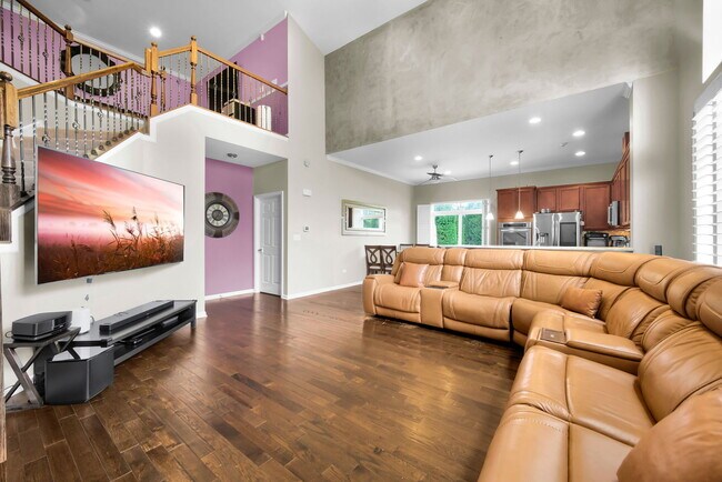 1031 Ravendale Ct