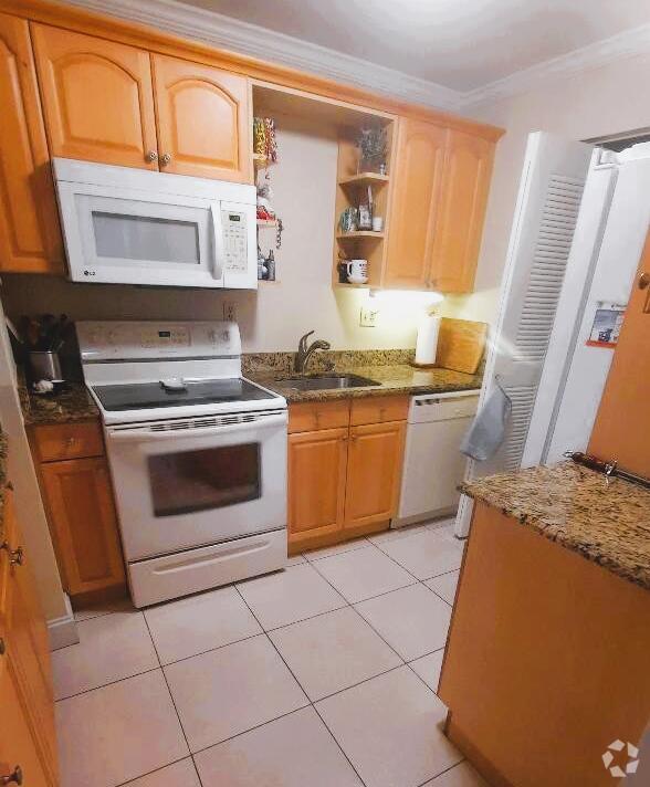 Building Photo - 15461 Lakes of Delray Blvd Unit 101 Rental