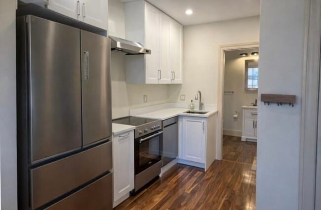 Photo - 227 Marlborough St Unit 8