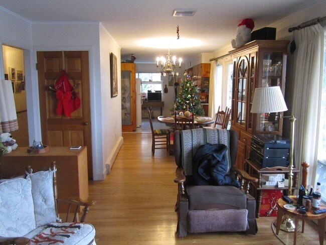 Photo - 83 Hesperus Ave