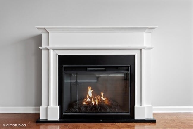 Photo - 655 W Irving Park Rd Unit 1813